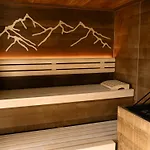 Goldene Gams Hotel 4*