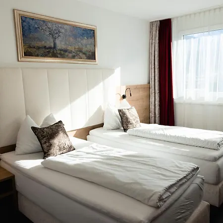 Hotell Goldene Gams 4*