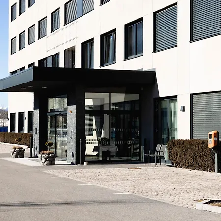Goldene Gams Hotell 4*
